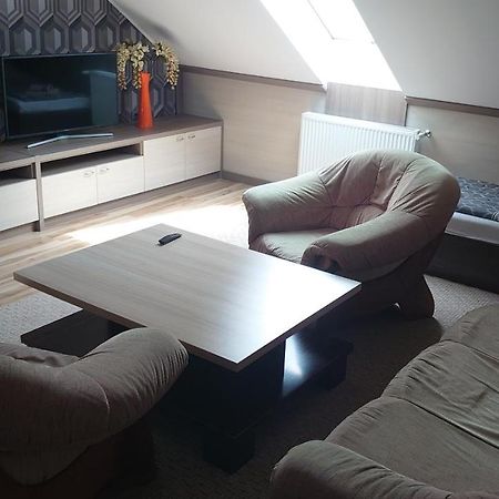 Bed and Breakfast Fitnessfun Krzyż Esterno foto
