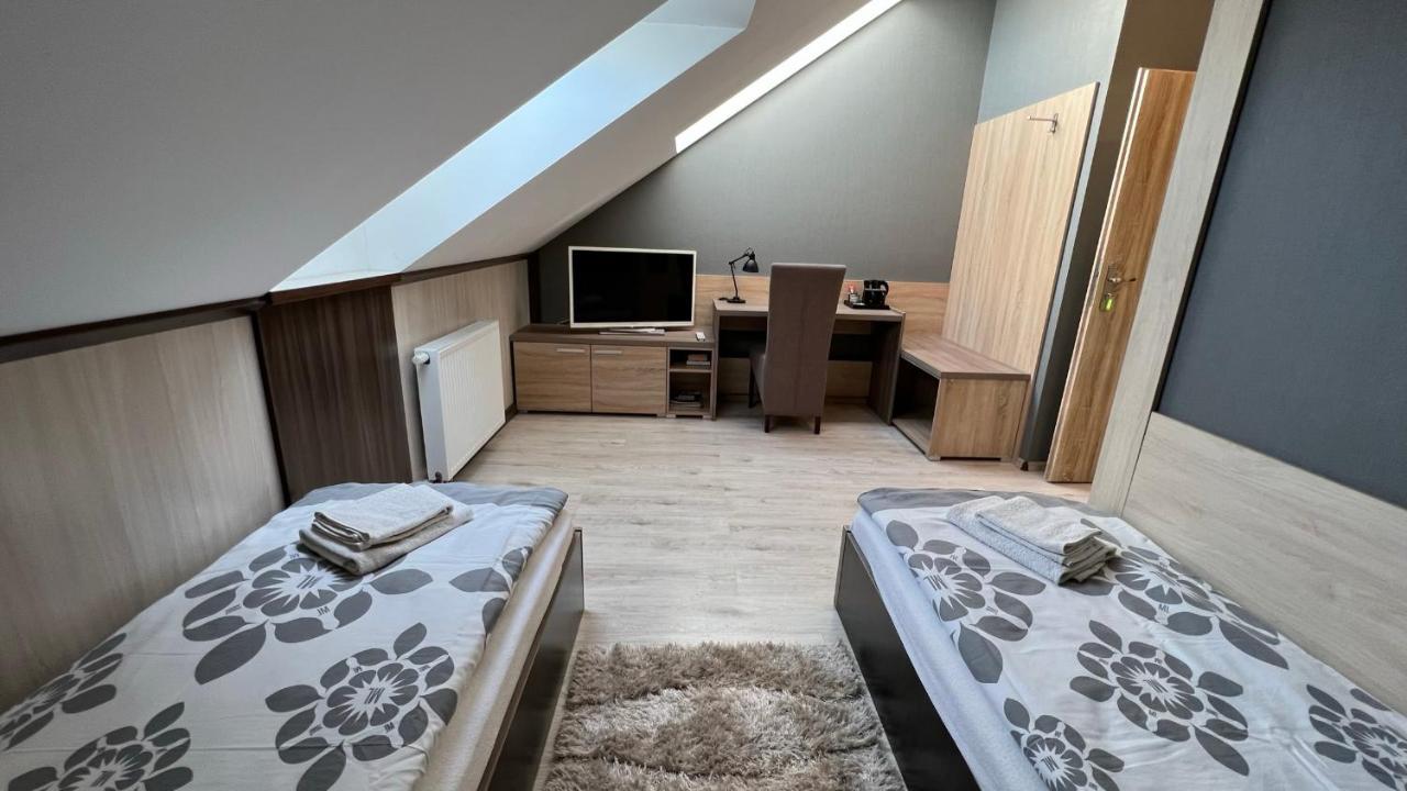 Bed and Breakfast Fitnessfun Krzyż Esterno foto