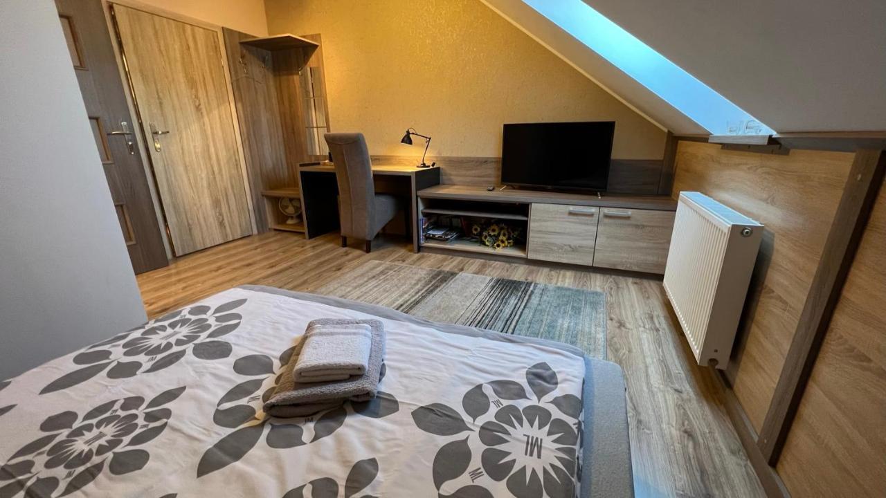 Bed and Breakfast Fitnessfun Krzyż Esterno foto